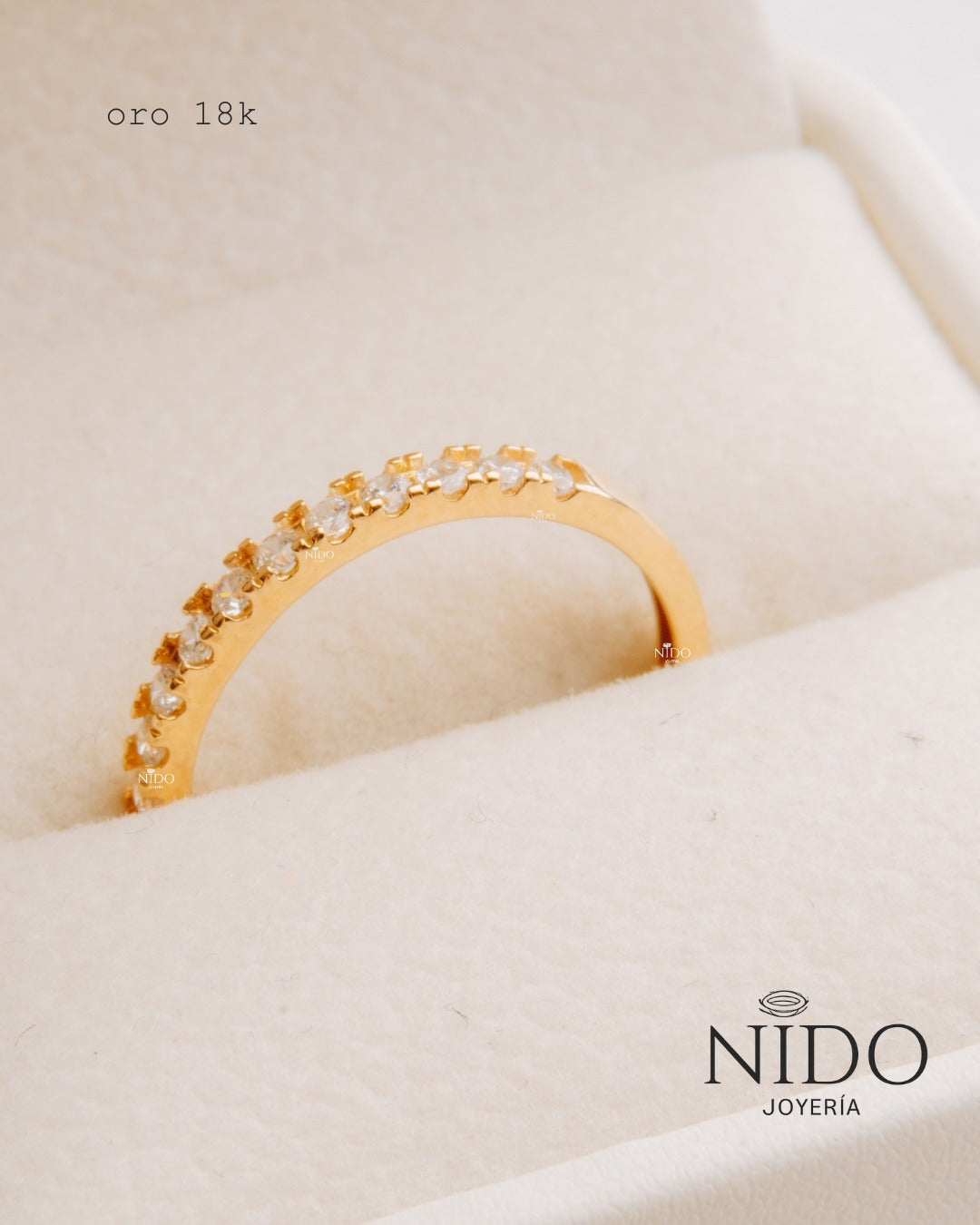 Anillo medio liso talla 7,25 peso 1,87 gramos