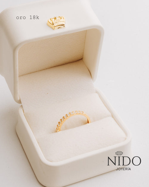 Anillo medio liso talla 7,25 peso 1,87 gramos