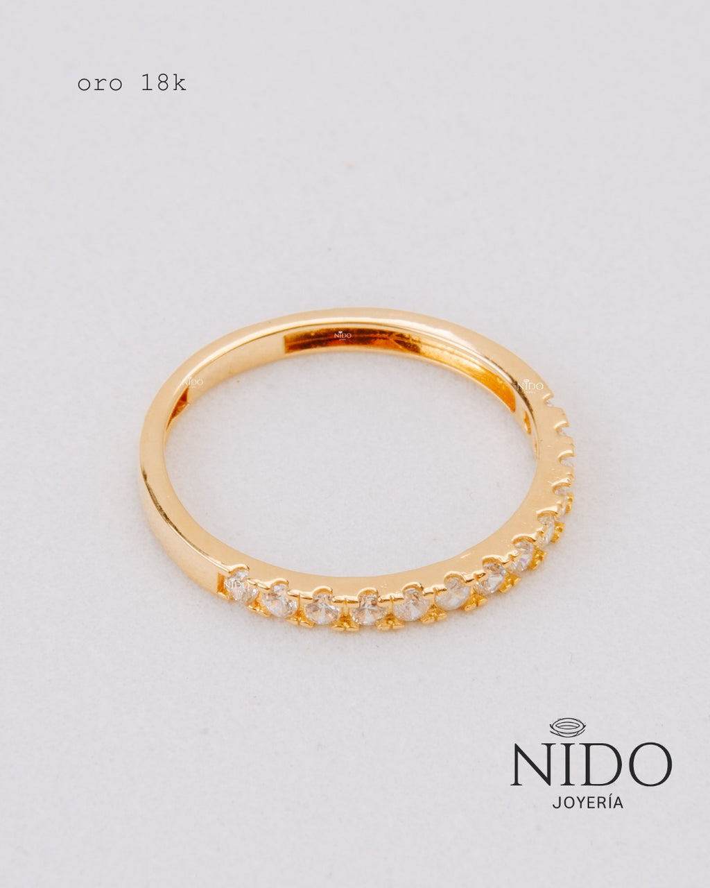 Anillo medio liso talla 7,25 peso 1,69 gramos