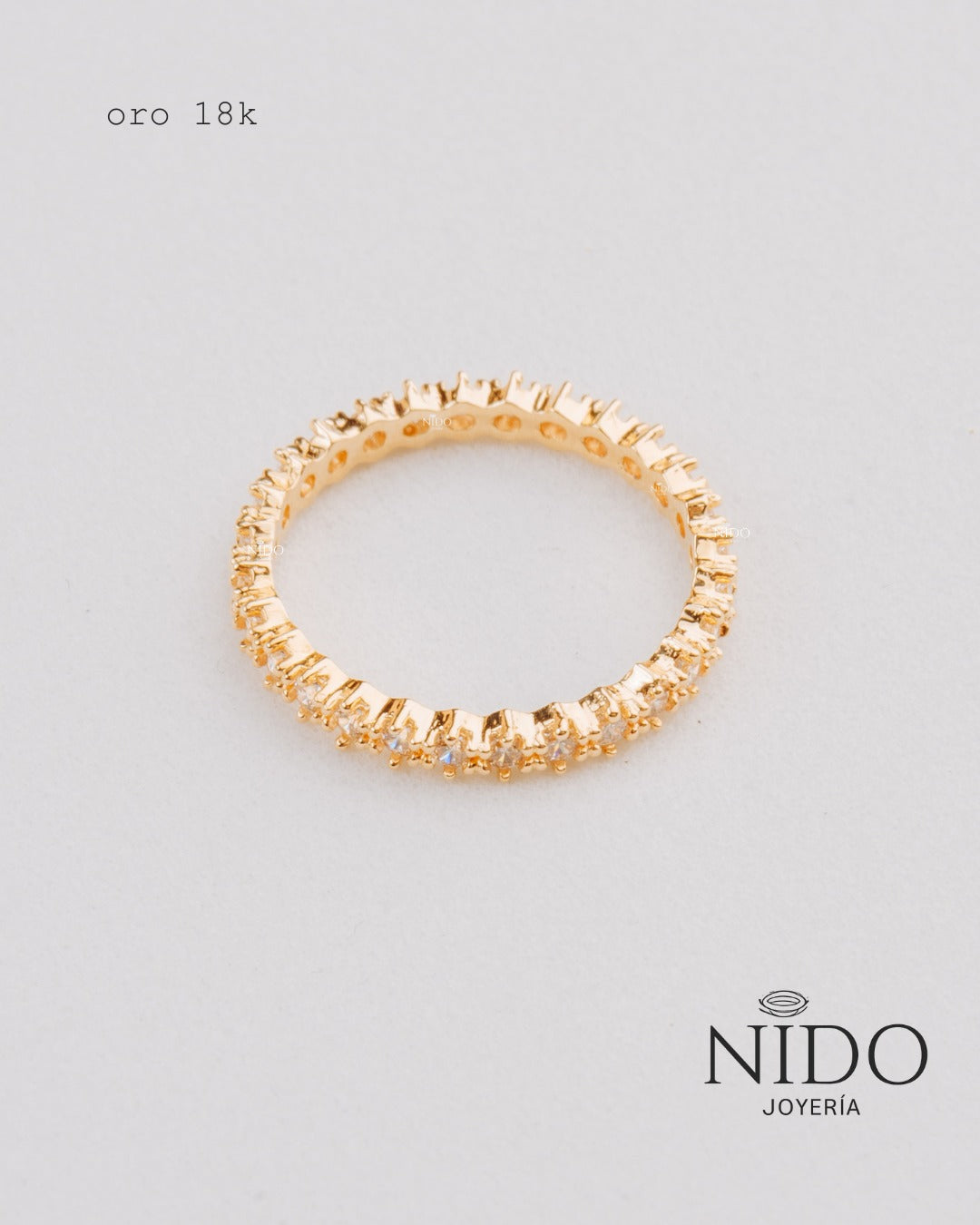 Anillo completo circones talla 5,25 peso 1,69 gramos