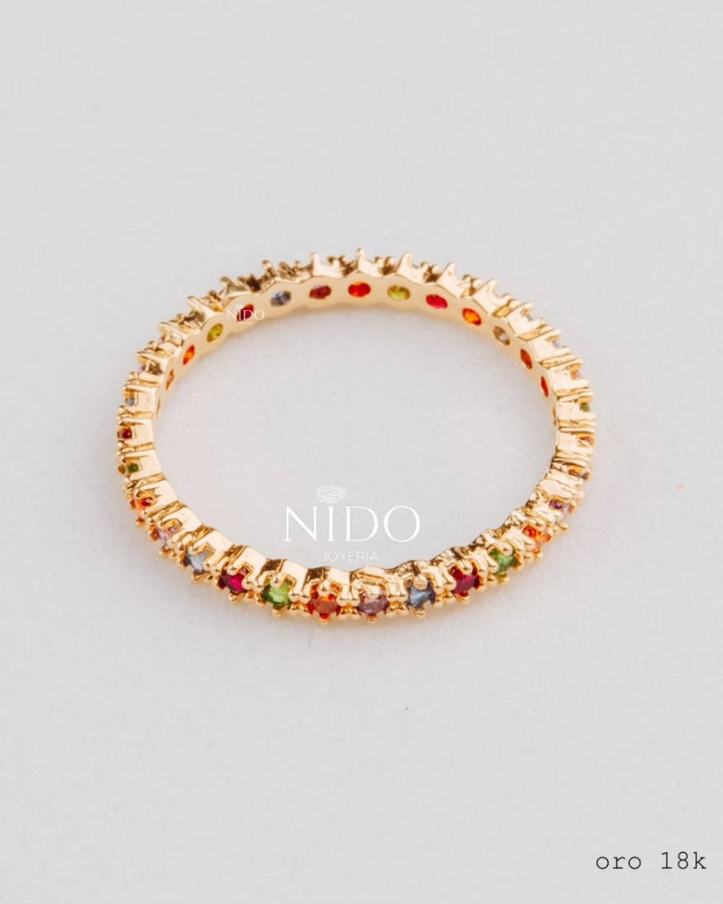 Anillo completo circones colores peso 1,87 gramos