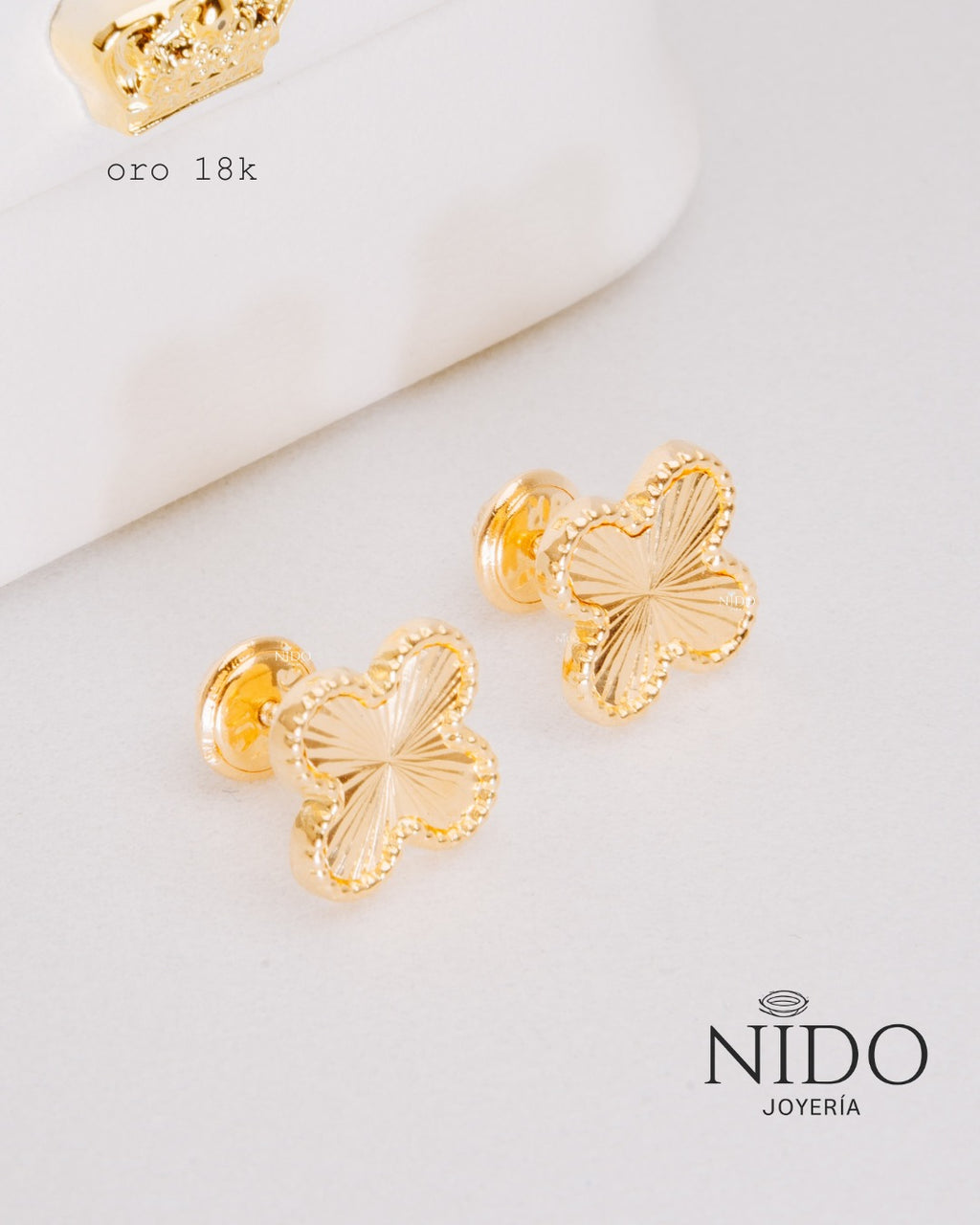 Topo Van Cleef mediano peso 1,28 gramos 18k