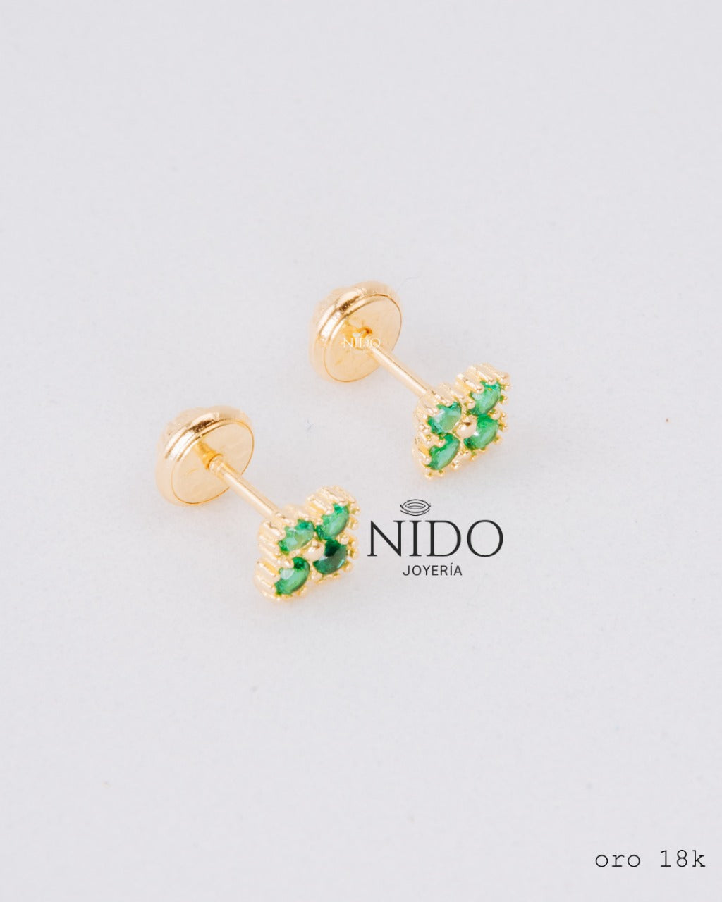 Topo Van Cleef pequeño piedra peso 0,91 gramos 18k