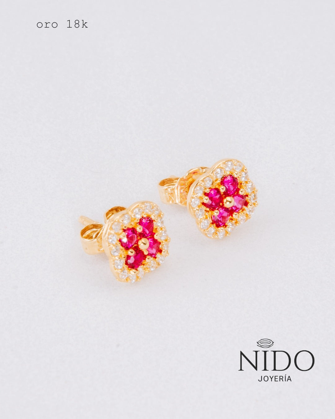 Topo Van Cleef circón fucsia peso 1,43 gramos 18k