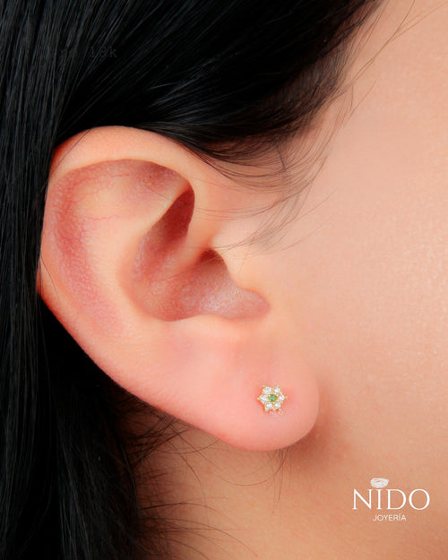 Topo circón pequeño verde peso 0,75 gramos 18k